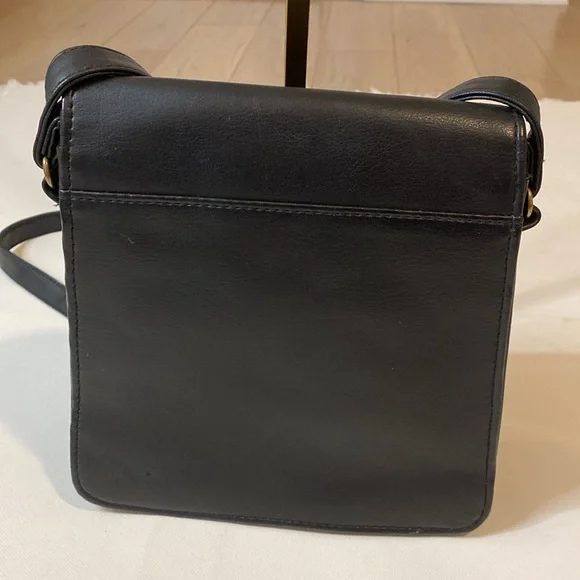 Dolce Vita Black Leather Crossbody - Picture 6 of 13